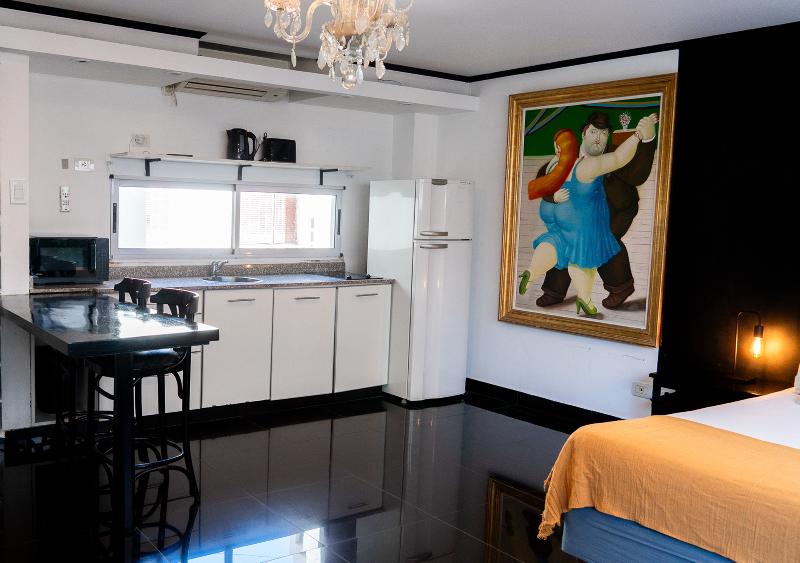 Moreno 820 by DOT Suites image