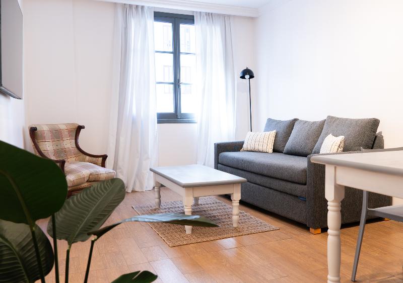 Moreno 820 by DOT Suites image
