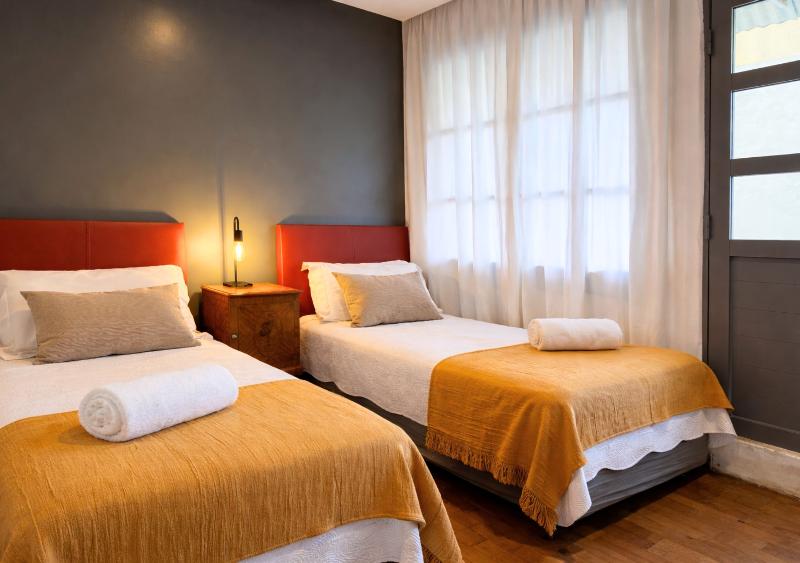 Moreno 820 by DOT Suites image