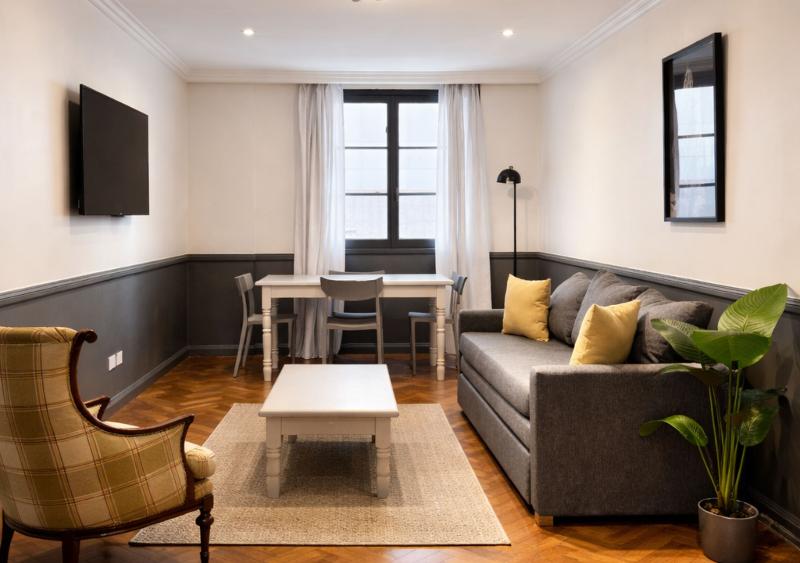 Moreno 820 by DOT Suites image