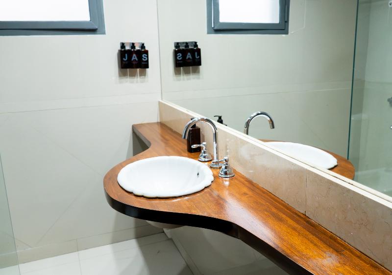 Moreno 820 by DOT Suites image