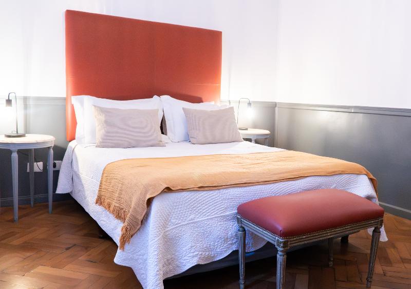 Moreno 820 by DOT Suites image