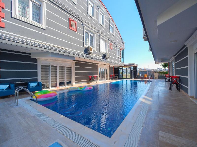 Avullar Palace Hotel image