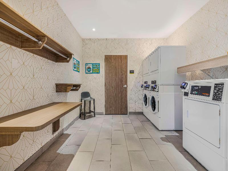 Home2 Suites By Hilton Colorado Springs Airport image
