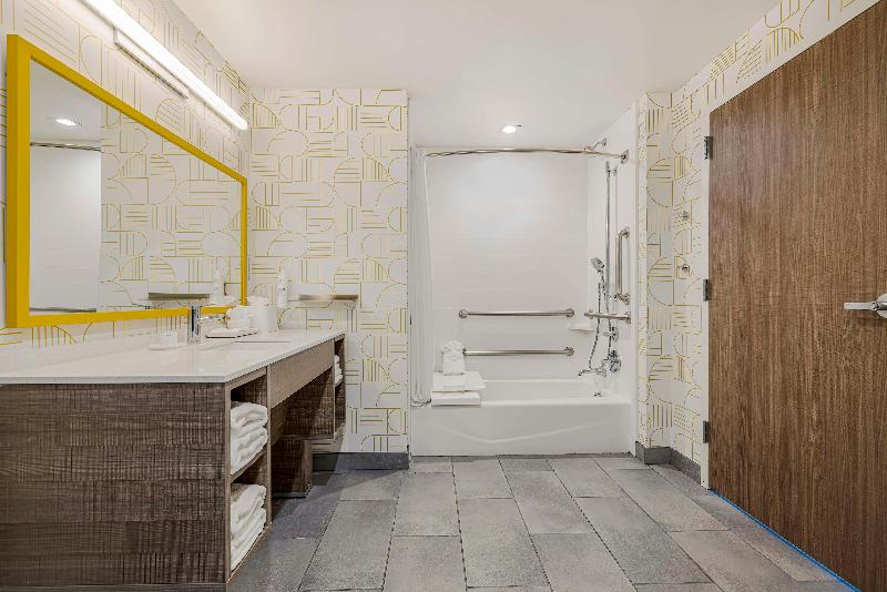 Home2 Suites By Hilton Colorado Springs Airport image