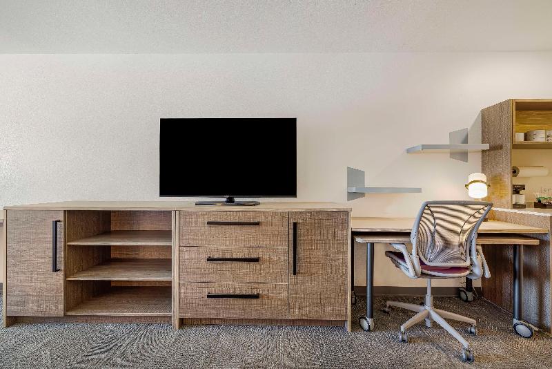 Home2 Suites By Hilton Colorado Springs Airport image