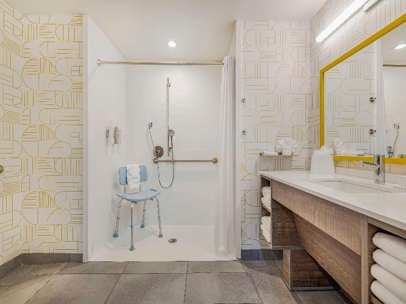Home2 Suites By Hilton Colorado Springs Airport image