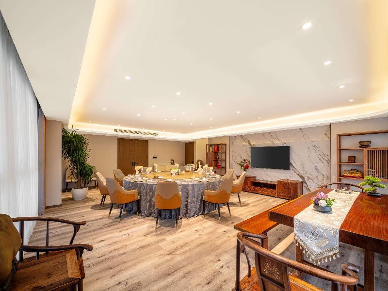 Hilton Garden Inn Jiangmen Xinhui image
