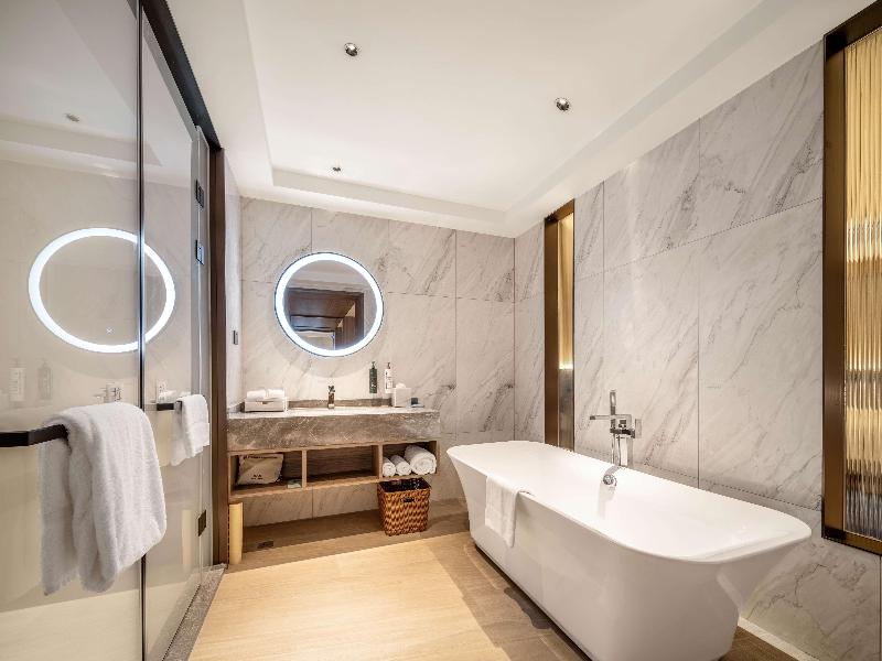Hilton Garden Inn Jiangmen Xinhui image
