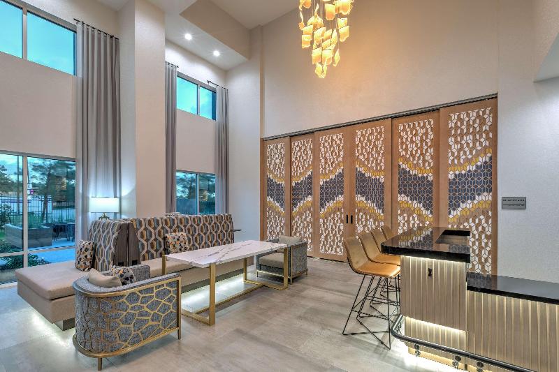 Hampton Inn&Suites Hilton Shenandoah The Woodlands image