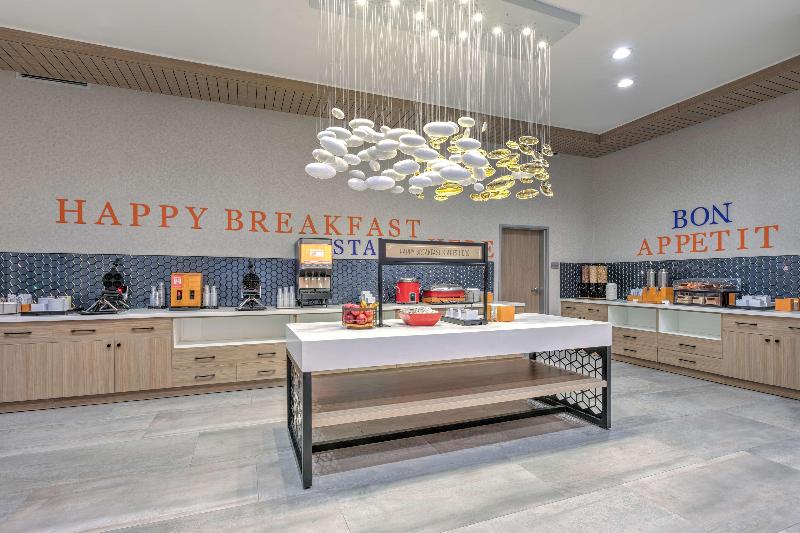 Hampton Inn&Suites Hilton Shenandoah The Woodlands image