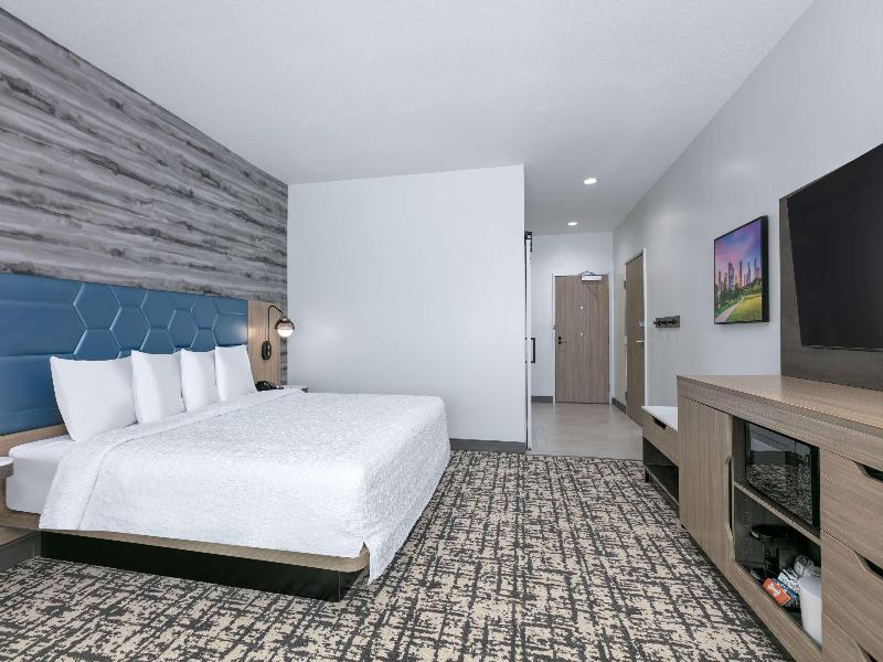 Hampton Inn&Suites Hilton Shenandoah The Woodlands image