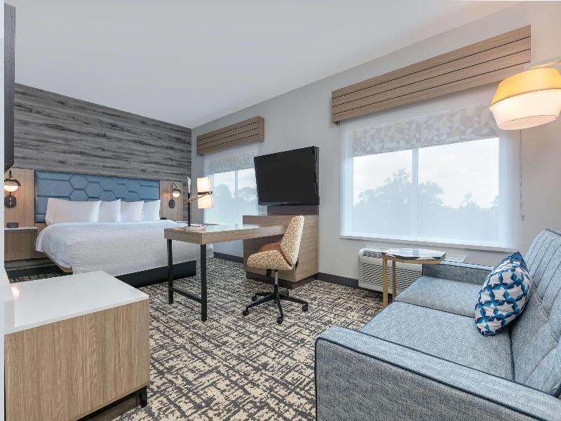 Hampton Inn&Suites Hilton Shenandoah The Woodlands image