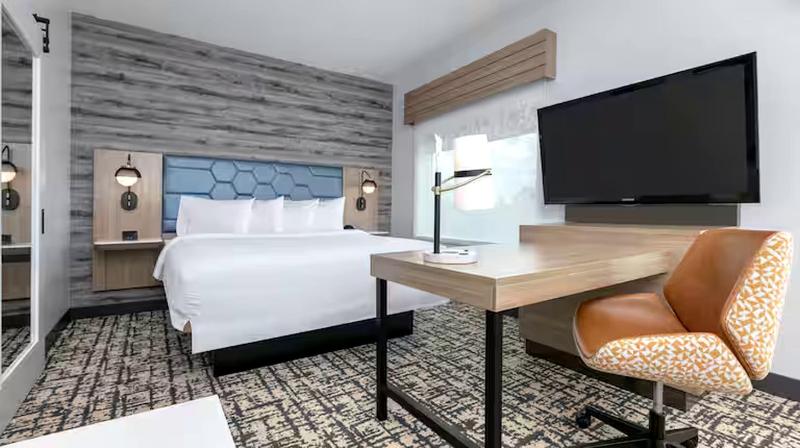 Hampton Inn&Suites Hilton Shenandoah The Woodlands image