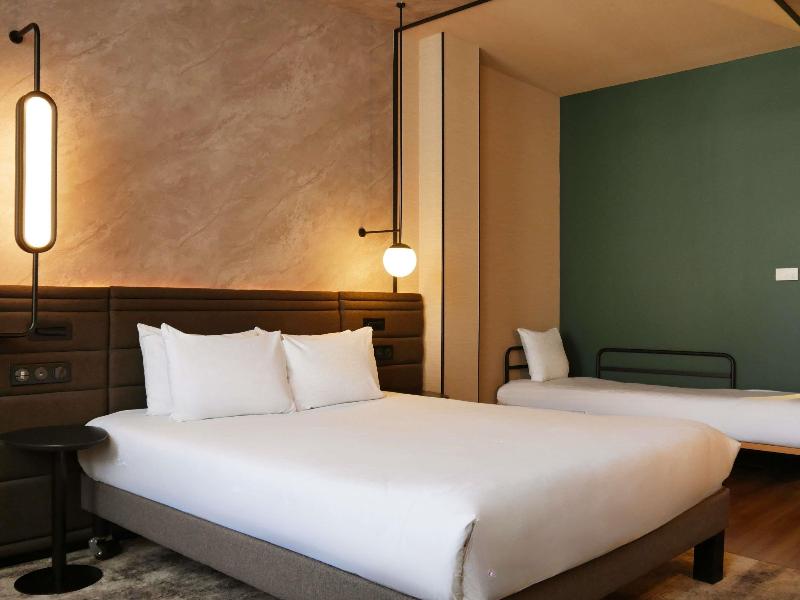 Novotel Rouen Centre Cathedrale image