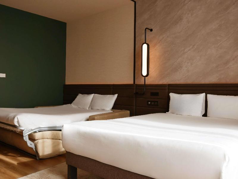 Novotel Rouen Centre Cathedrale image