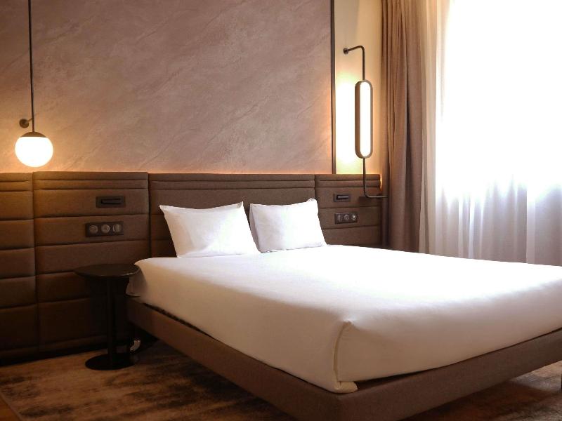 Novotel Rouen Centre Cathedrale image