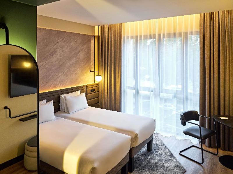 Novotel Rouen Centre Cathedrale image