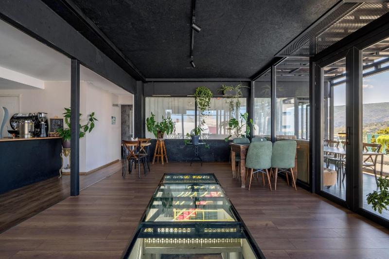 Hotel Tato image