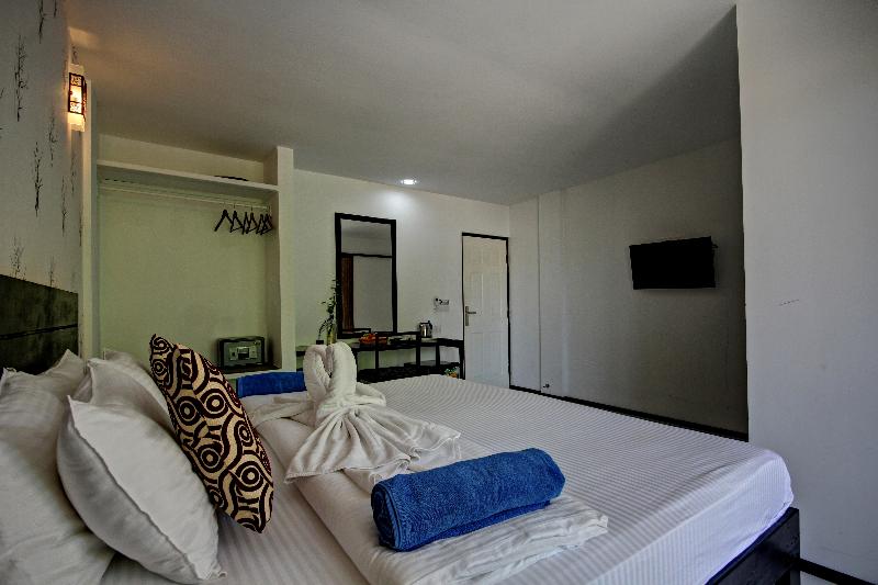 Crown Beach Hotel gallery photo 18