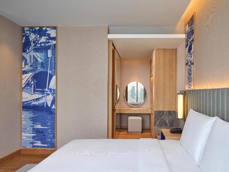 Hilton Garden Inn Bangkok Riverside image