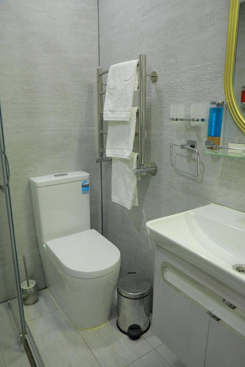Human Hotel image