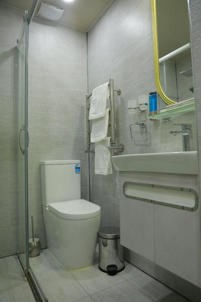 Human Hotel image
