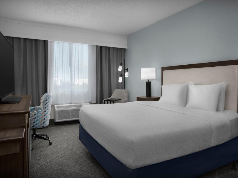 Hampton Inn Ft. Lauderdale/Downtown Las Olas Area image