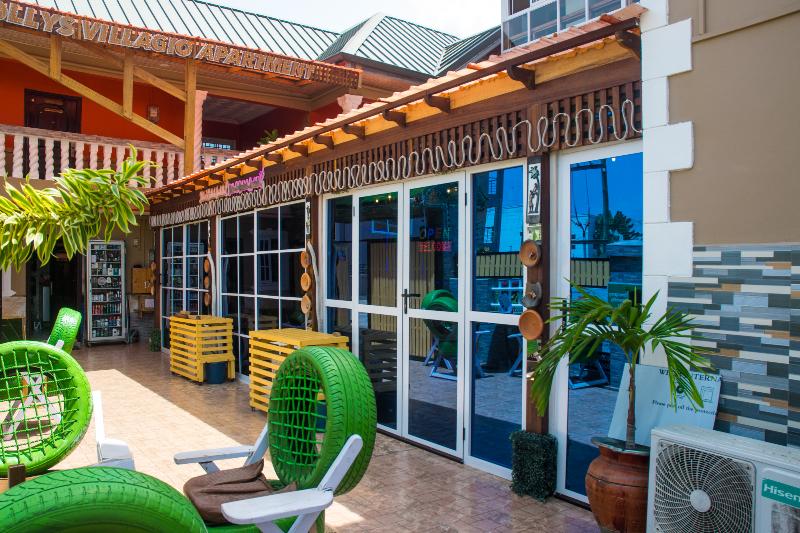 Dollys Villagio image