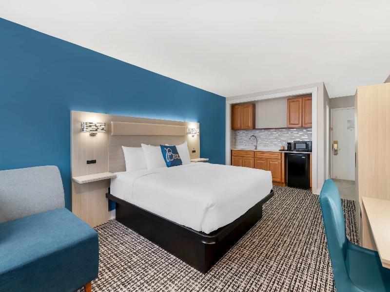 Heritage House Inn on Cape Cod image