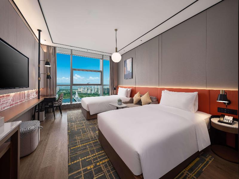 Hilton Garden Inn Taiyuan Binhe image