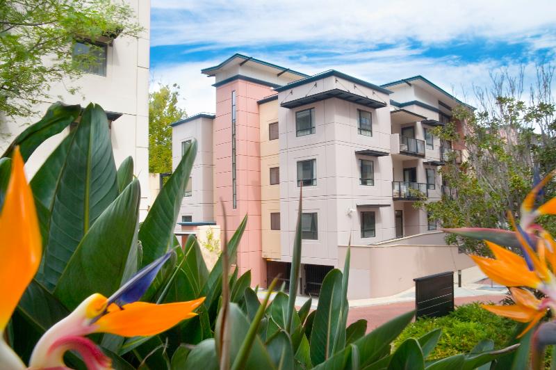 Nesuto Mounts Bay Perth Apartment Hotel