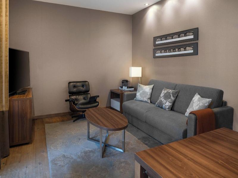 AC Hotel Baqueira Autograph Collection image