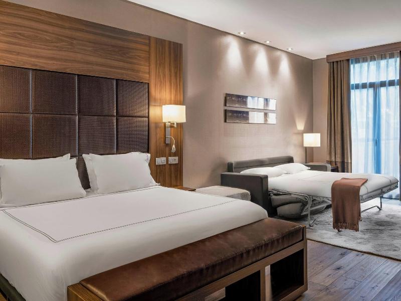 AC Hotel Baqueira Autograph Collection image