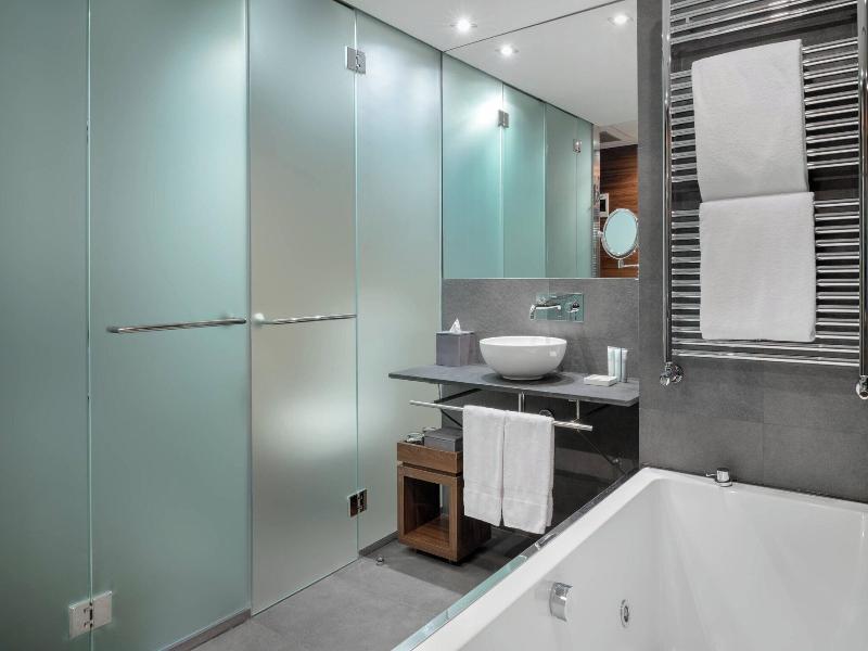 AC Hotel Baqueira Autograph Collection image
