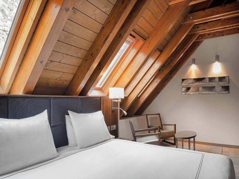AC Hotel Baqueira Autograph Collection image