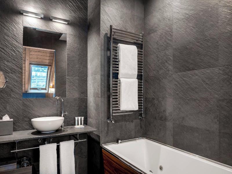 AC Hotel Baqueira Autograph Collection image
