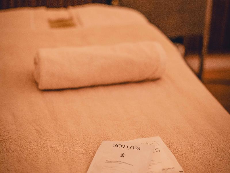 Hotel et Spa Fort St Laurent Lyon Handwritten Coll image