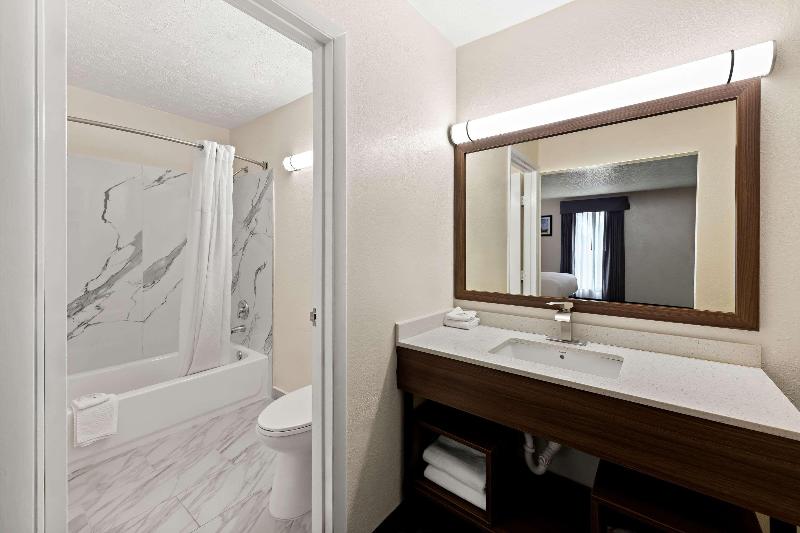 Quality Inn Mason Near Kings Island image