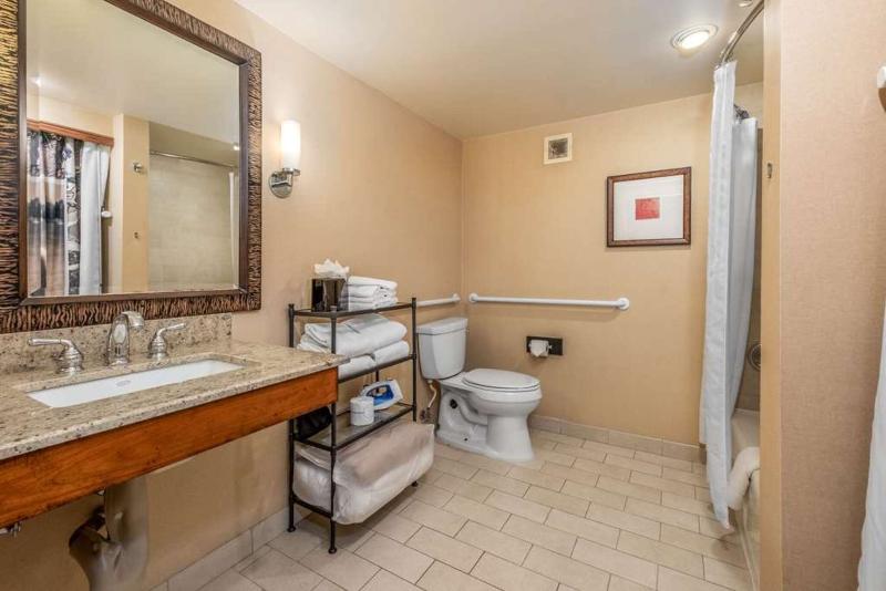 Lake Arrowhead Resort & Spa image