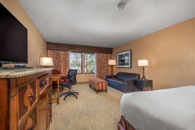 Lake Arrowhead Resort & Spa image