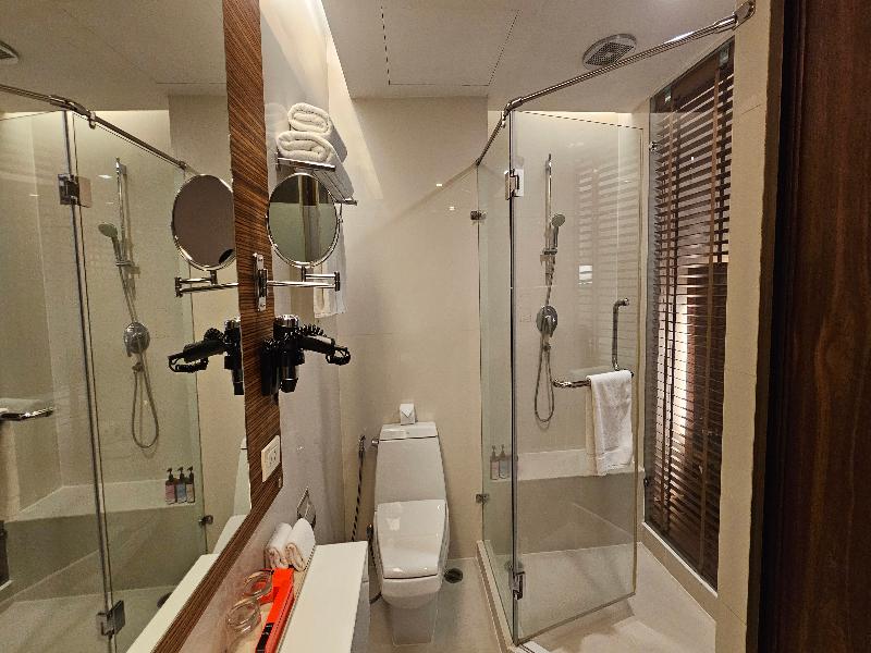 Sachas Hotel Uno Asoke Sukhumvit Bangkok image