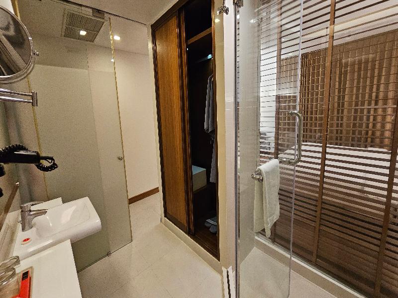 Sachas Hotel Uno Asoke Sukhumvit Bangkok image