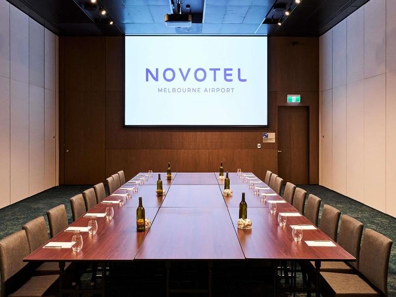 Novotel Melbourne Airport image