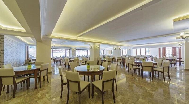 Lausos Palace Hotel image