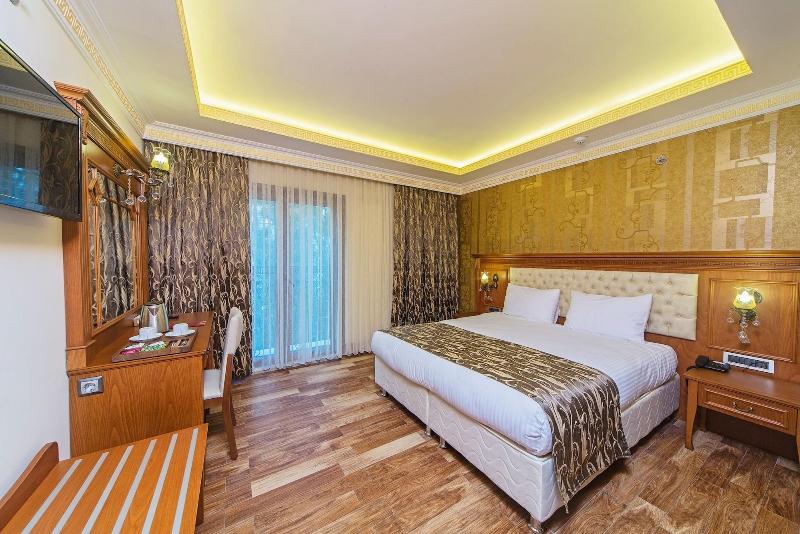 Lausos Palace Hotel image