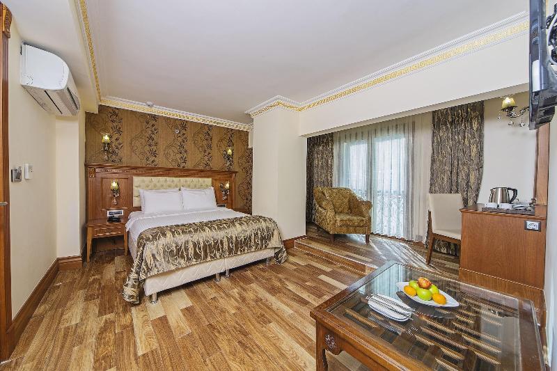 Lausos Palace Hotel image