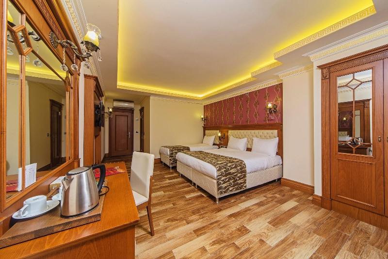 Lausos Palace Hotel image