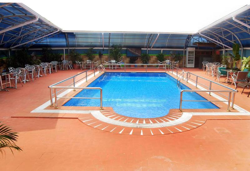 Milestone Hotel image