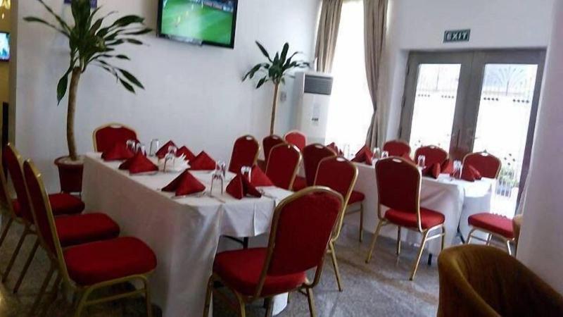 Suru Express Hotel Surulere image